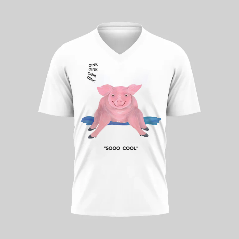 White t-shirt featuring a pink pig graphic and the text 'Super Snack'.